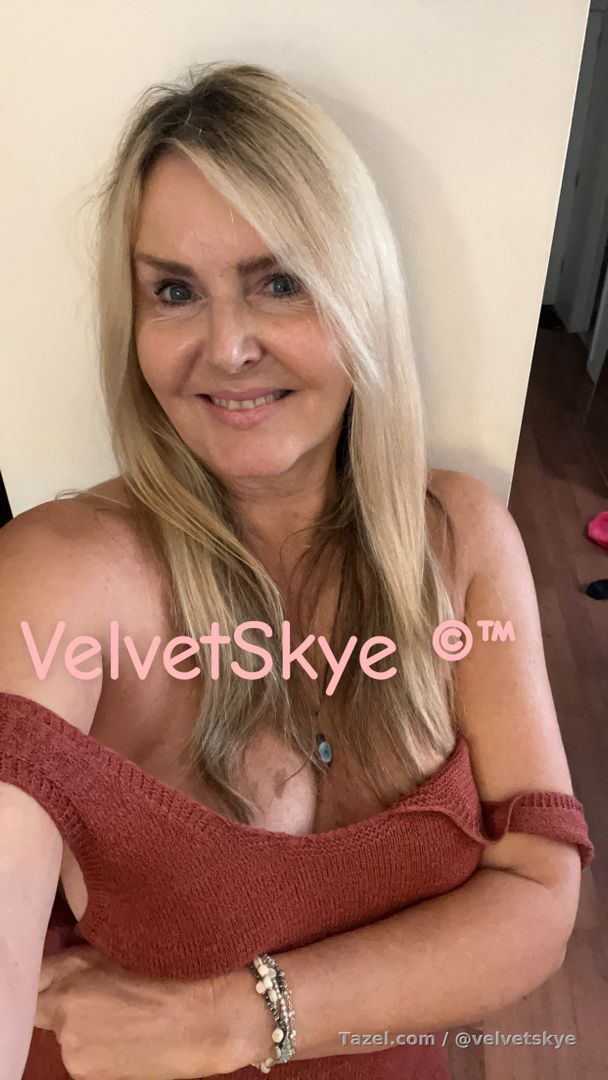 RedDress do you like it #red #dress #smile