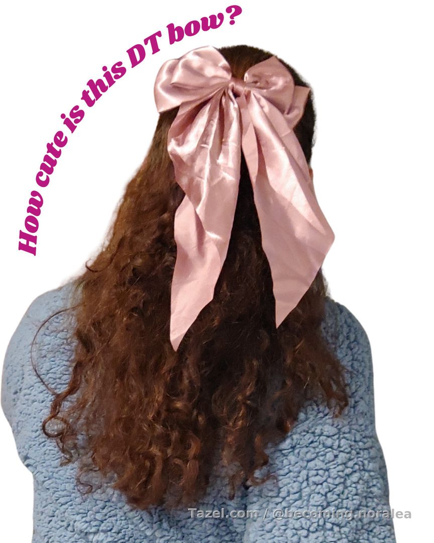 Cute DT bow! Next time you see me in this cookie monster sweater, I'm going to tell you something about loving yourself. 🤗