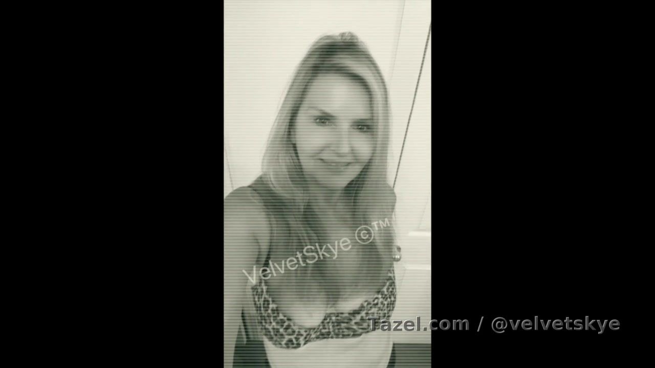 Mondays can feel heavy… let me take that stress away, book a show, text session or phone call 