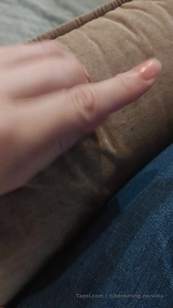 Ioni nail glue ftw. 21 hours and I've had 2 pop off and had to be reapplied. That's not bad, imo.